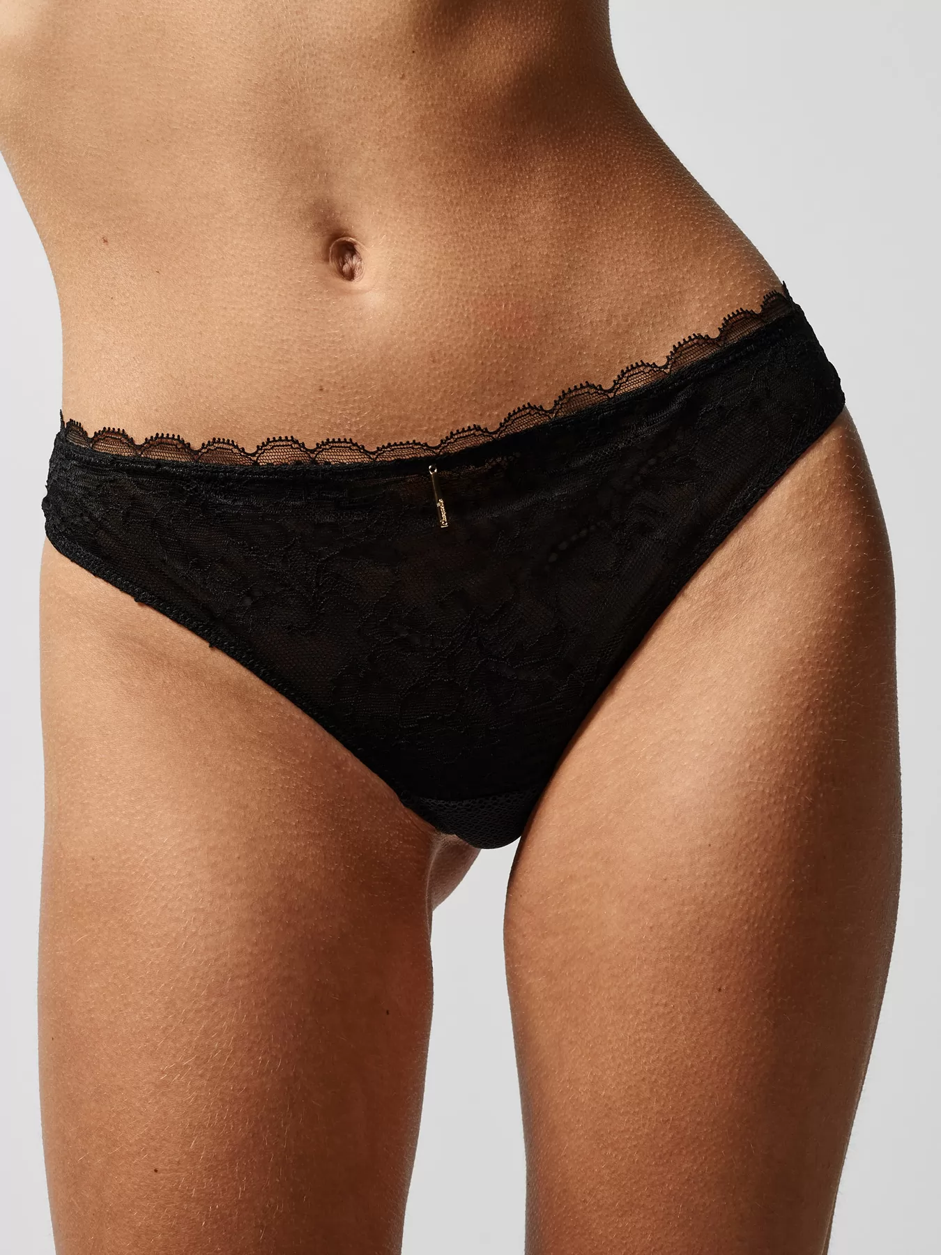 Czarny Figi tanga Chantelle Waltz C13L90 - zdjęcie 1