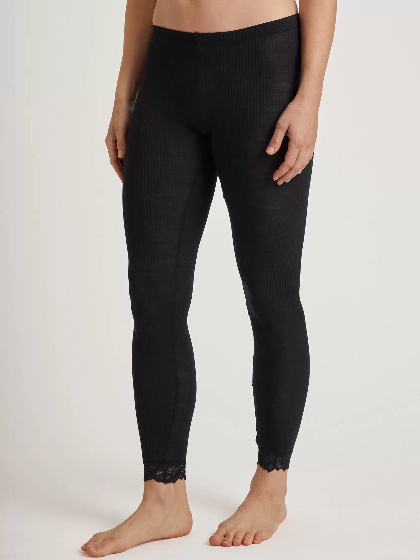 Czarny Jedwabne leginsy Calida Silky Wool Joy 27999 - zdjęcie 1