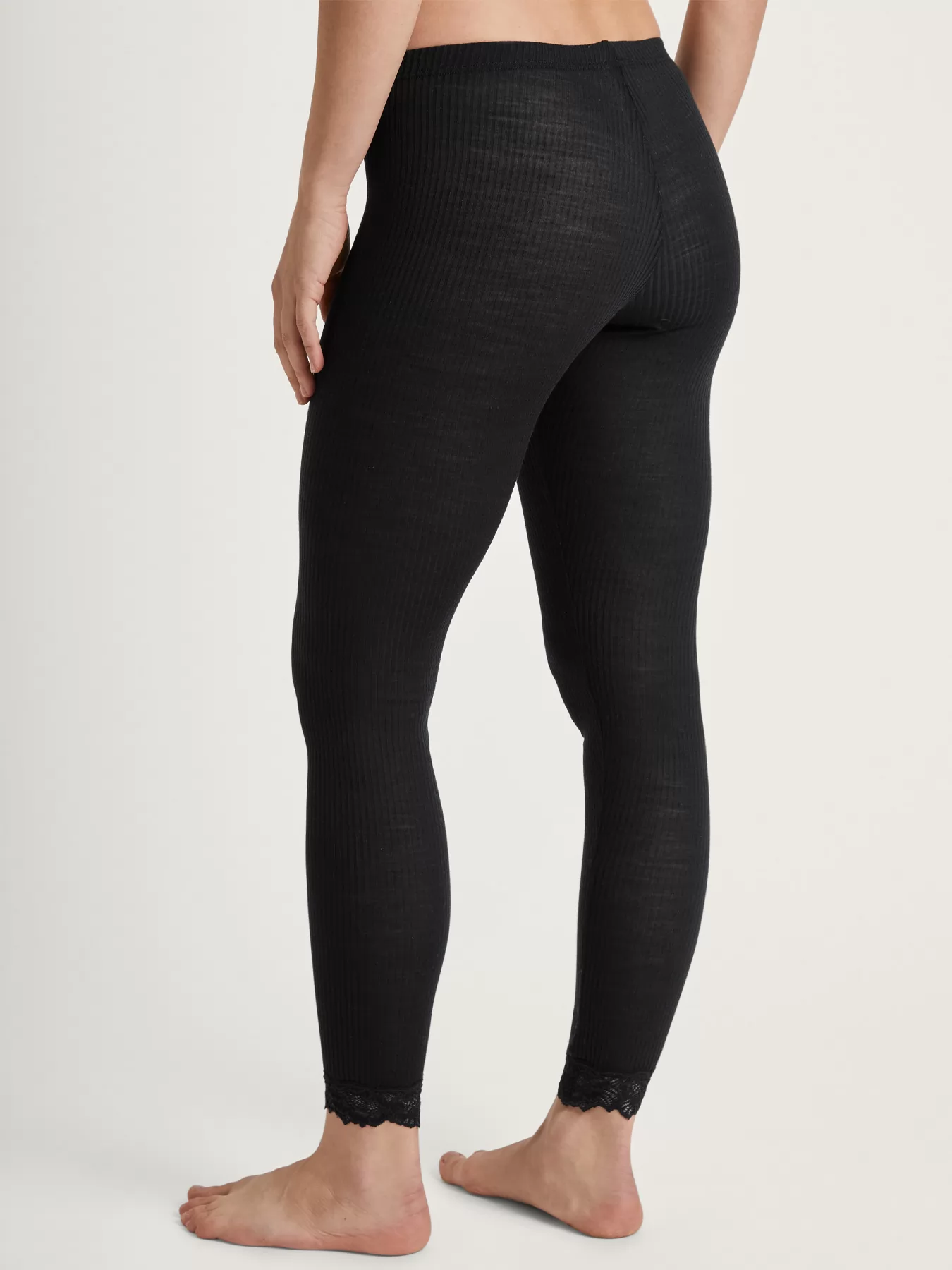 Czarny Jedwabne leginsy Calida Silky Wool Joy 27999 - zdjęcie 2