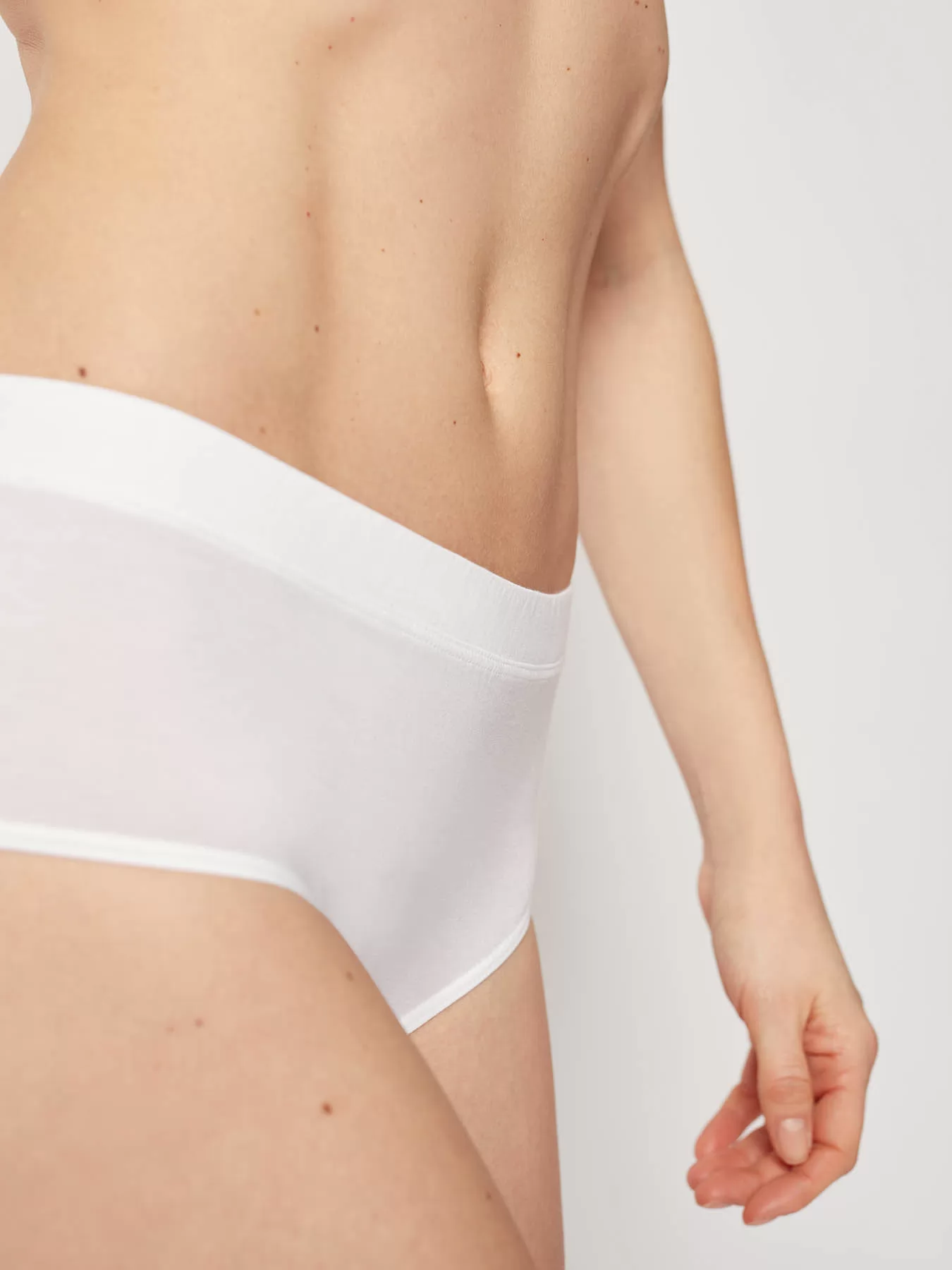 Kremowy Figi damskie Huber Soft Modal 016040 - zdjęcie 3