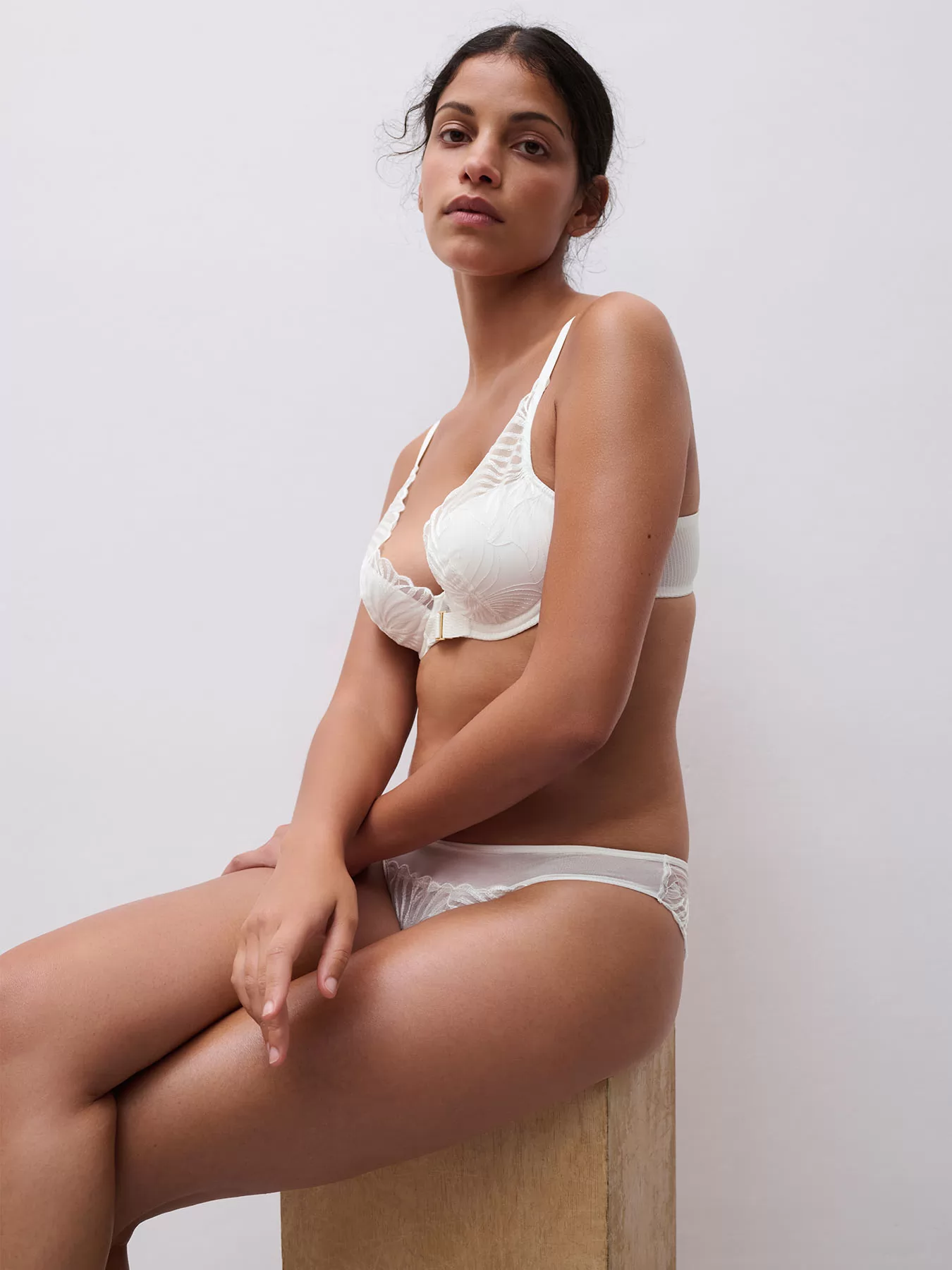 Kremowy Figi Chantelle Legend C15YG0 - zdjęcie 4