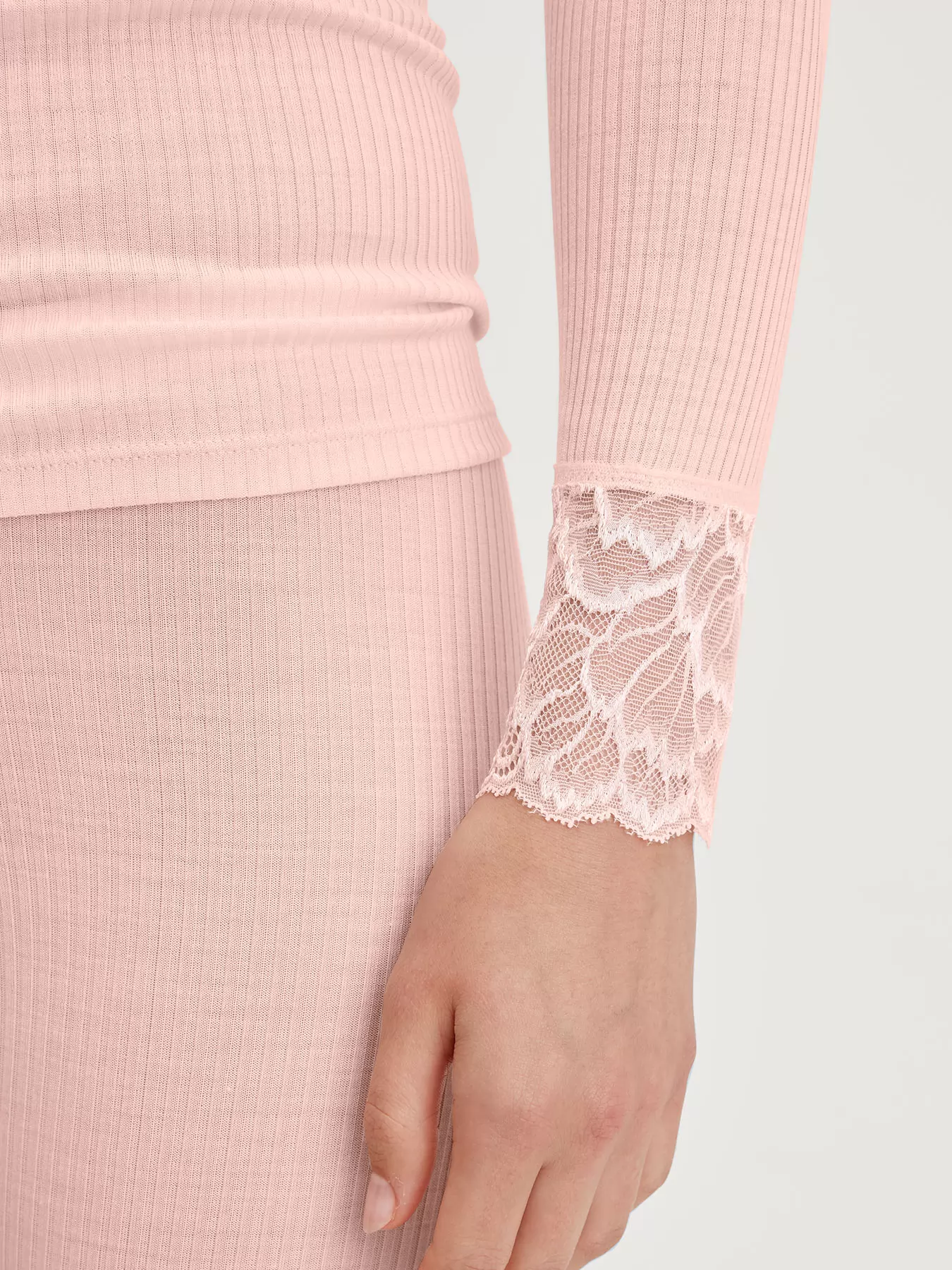 Pudrowy róż, różowy Jedwabna koszulka damska Calida Silky Wool Joy 15097 - zdjęcie 3