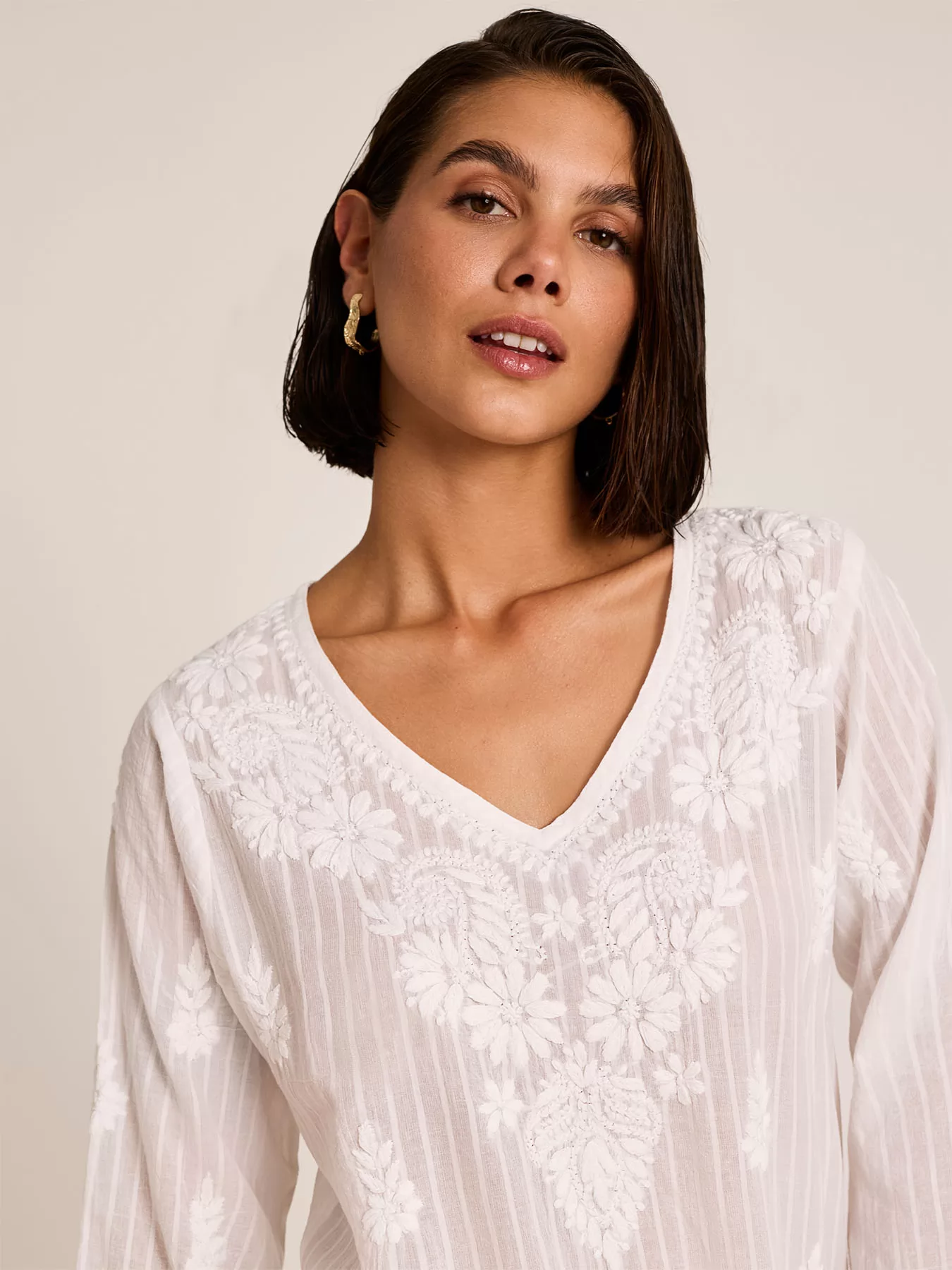 Biały Sukienka plażowa Selmark BC242 - zdjęcie 3