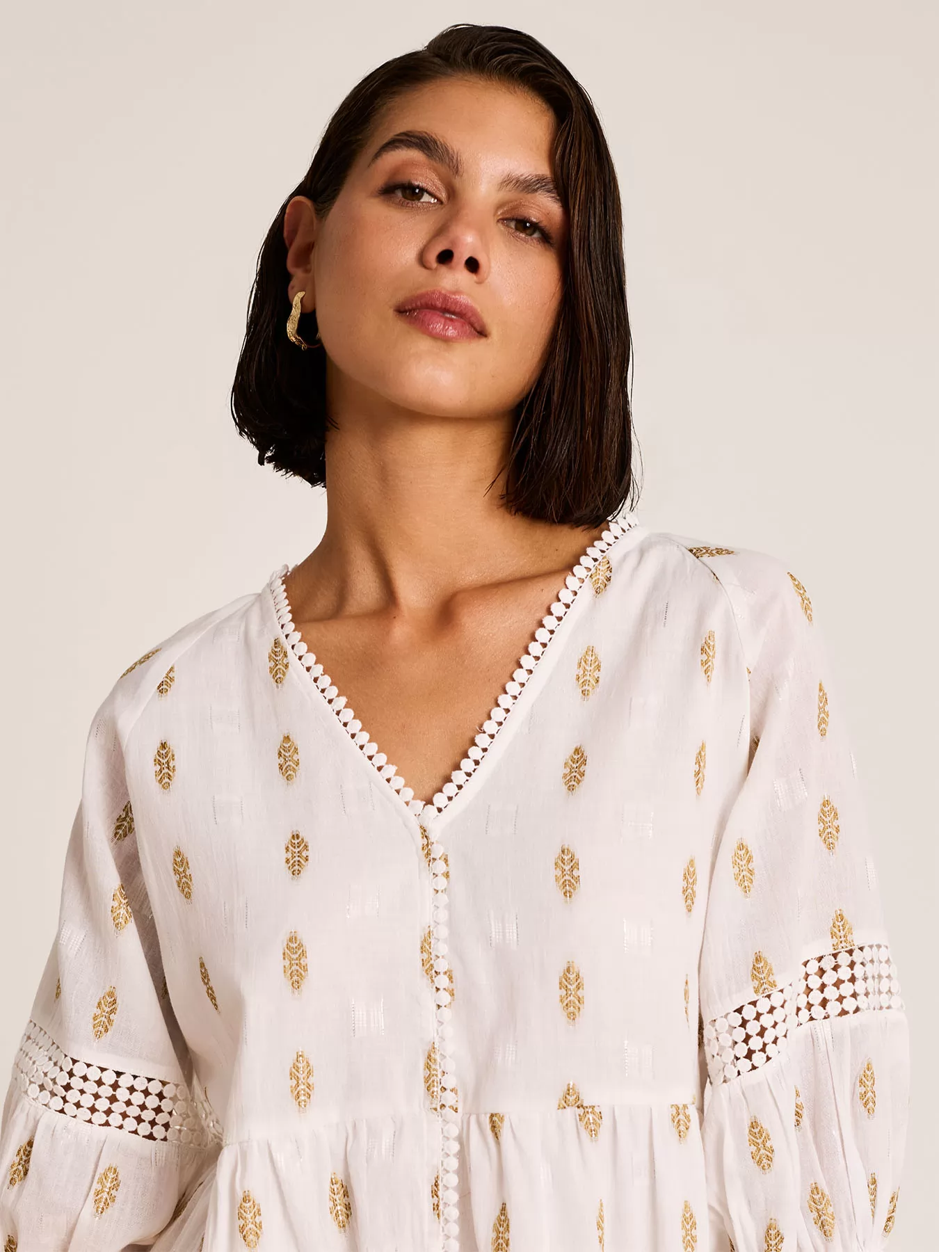 Biały, złoty Sukienka plażowa Selmark BC298 - zdjęcie 3