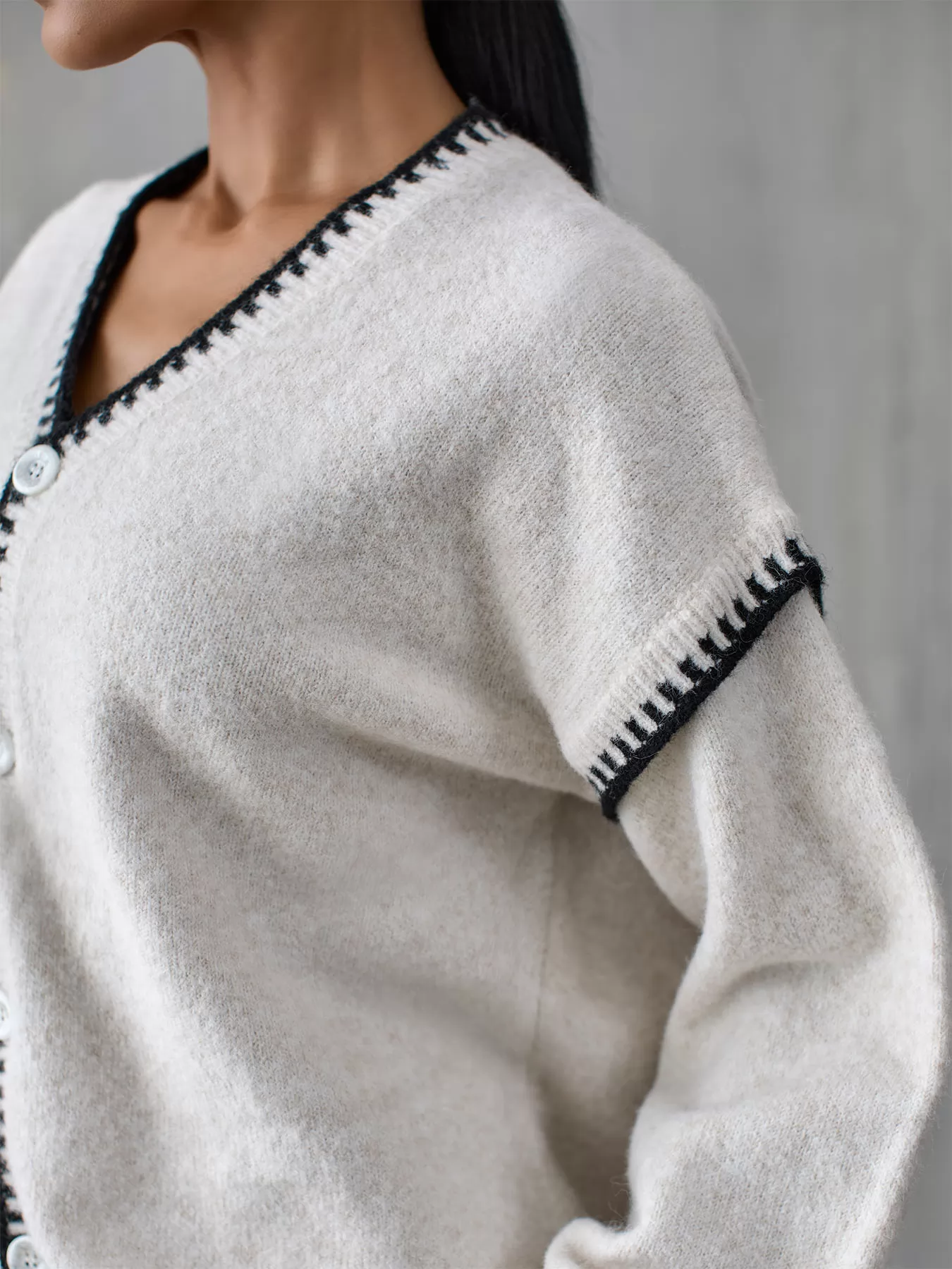 Kremowy Rozpinany kardigan oversize Iconique 26FW-69 - zdjęcie 3