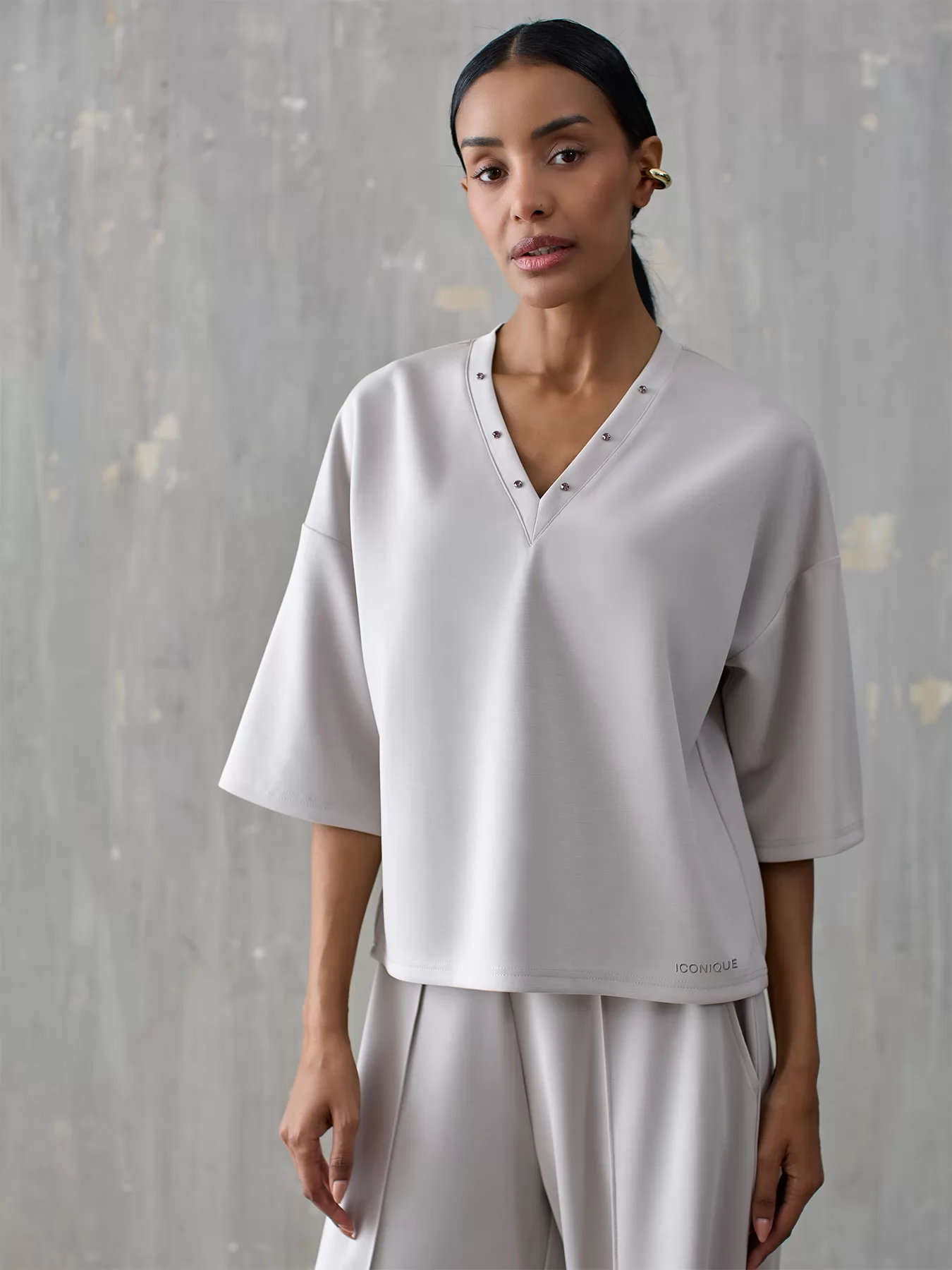 Szary Elegancka bluzka oversize Iconique 26FW-14 - zdjęcie 3